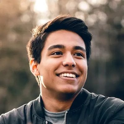 userstock-VVEwJJRRHgk